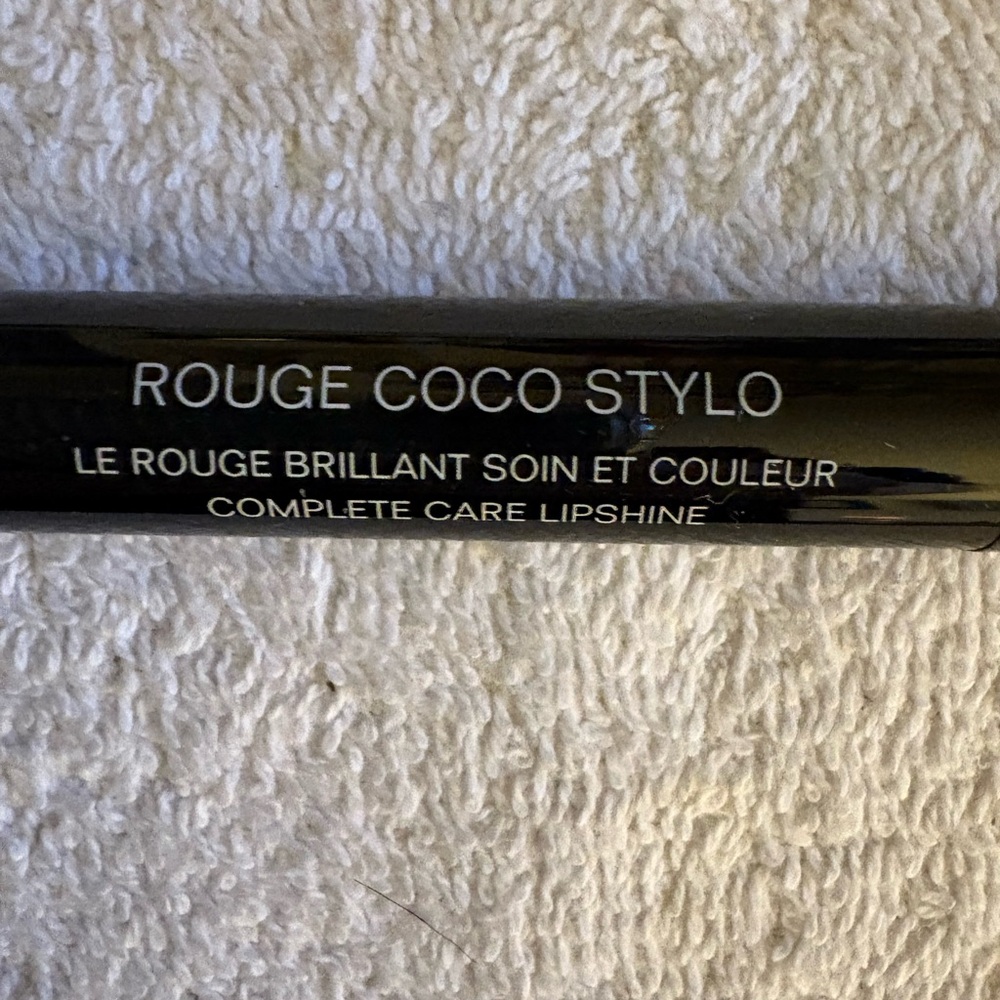 CHANEL Rouge Coco Stylo Lipshine -Calligraphie